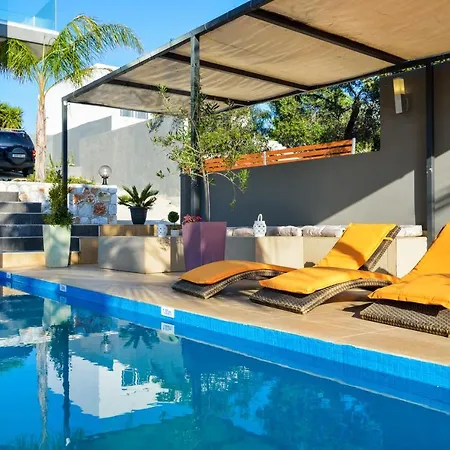 Adorno Luxury *